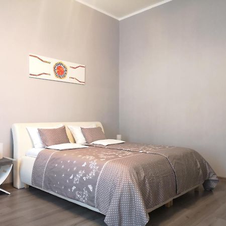 Central Apartment Budapest Exterior photo