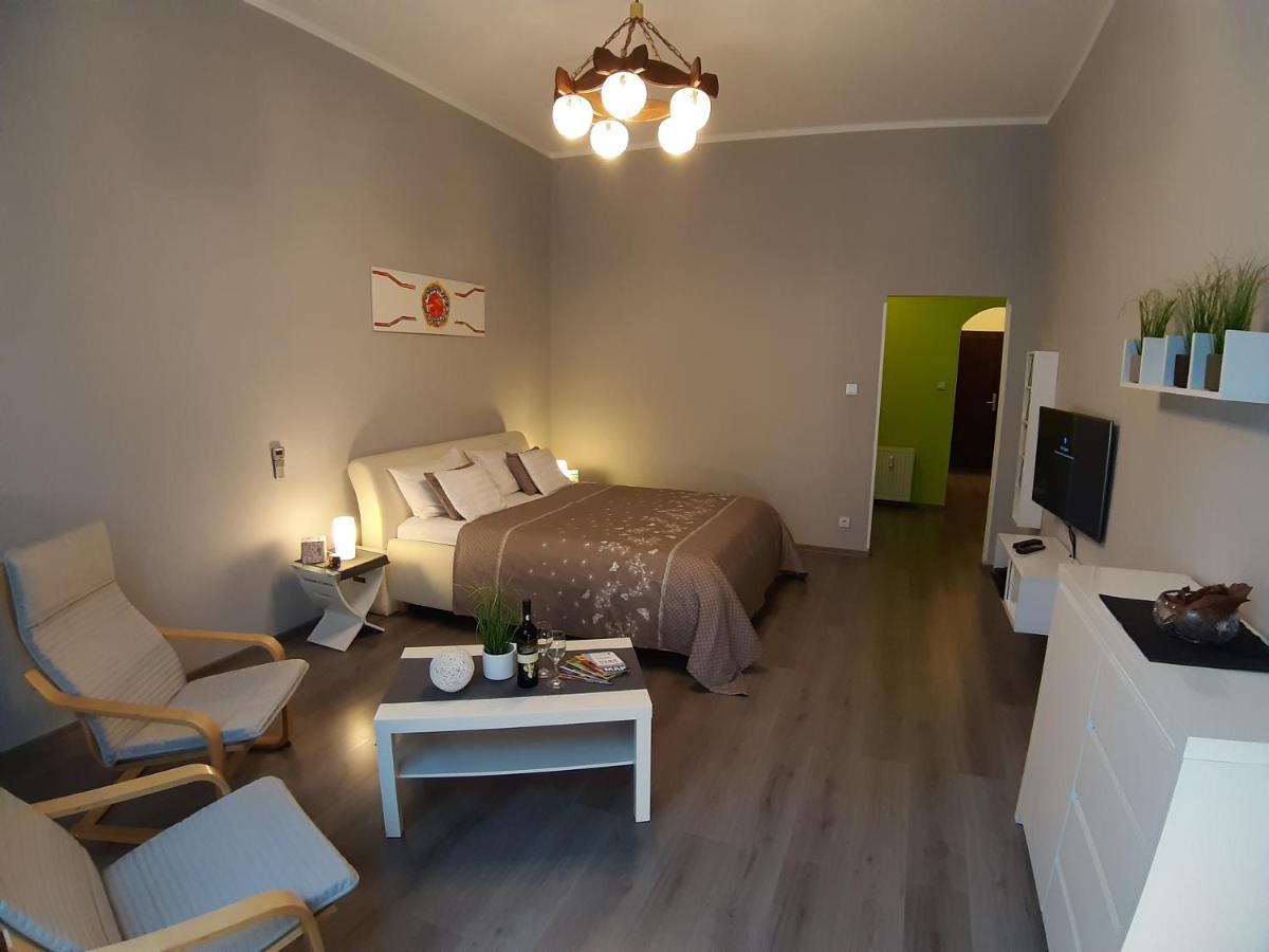 Central Apartment Budapest Exterior photo