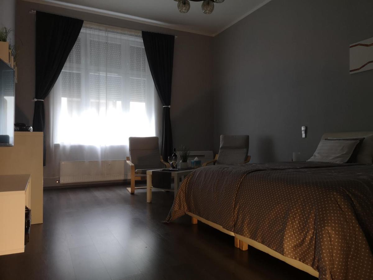 Central Apartment Budapest Exterior photo