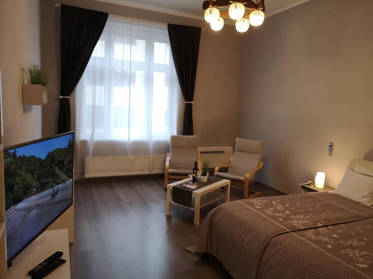 Central Apartment Budapest Exterior photo